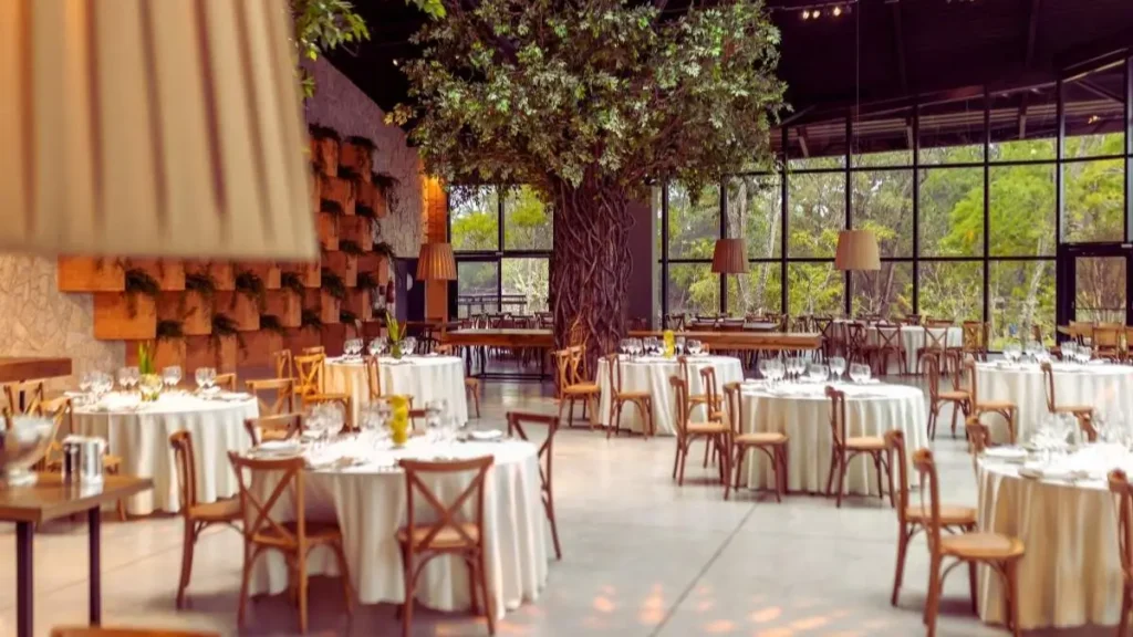 Nowoczesne sale weselne w Warszawie przygotowana na przyjęcie ślubne